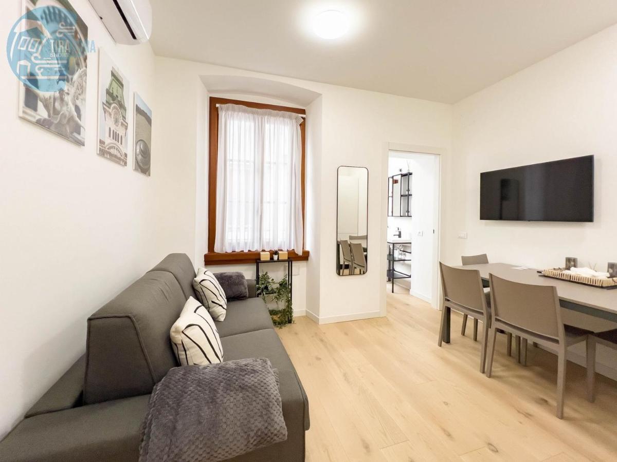 Appartamento Piazza Della Borsa 3C Tirabora Short Rent Trieste Esterno foto